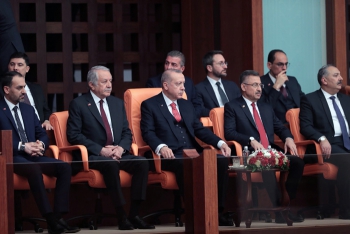 Başkan Erdoğan, Meclis'teki oturumu terk etti