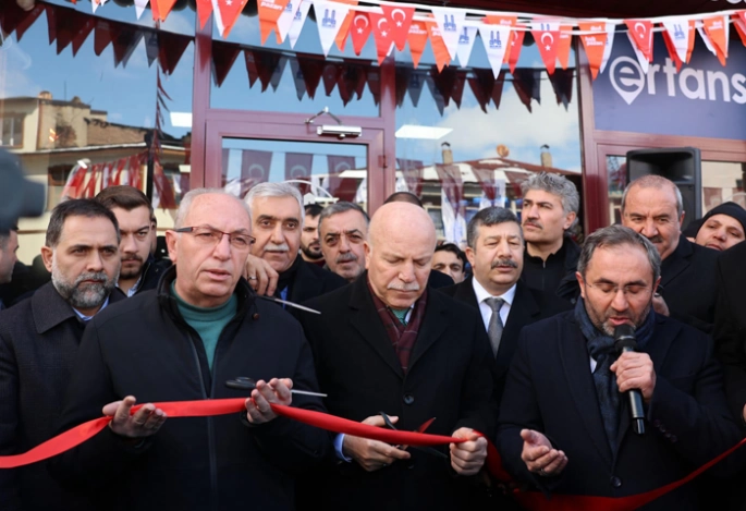 Erzurum Halk Pazarı hizmete açıldı