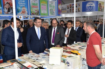 Erzurum Kitap Fuarı açıldı