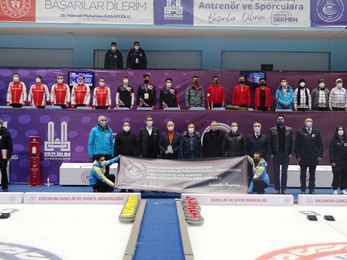 Esra Çakmur Curling Ligi başladı