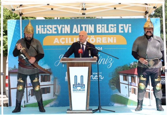 Hüseyin Altın Bilgi Evi açıldı