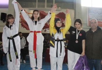 Bölge şampiyonu Erzurum ve Rize