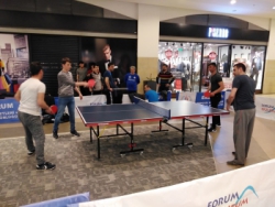 Erzurum masa tenisi oynuyor