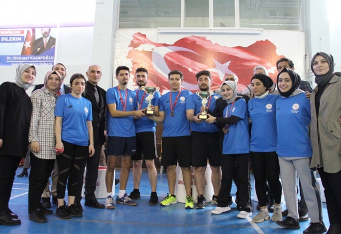 Masa Tenisinde Erzurum ve Malatya şampiyon