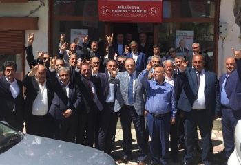 MHP Tekman İlçe binası törenle açıldı