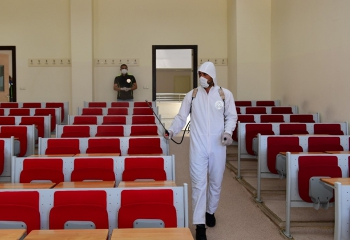 Yakutiye YKS öncesi okulları dezenfekte etti